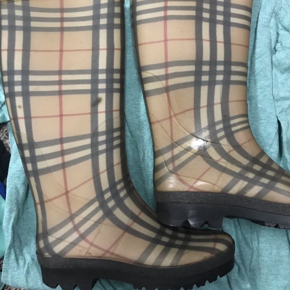 Burberry rain boots
